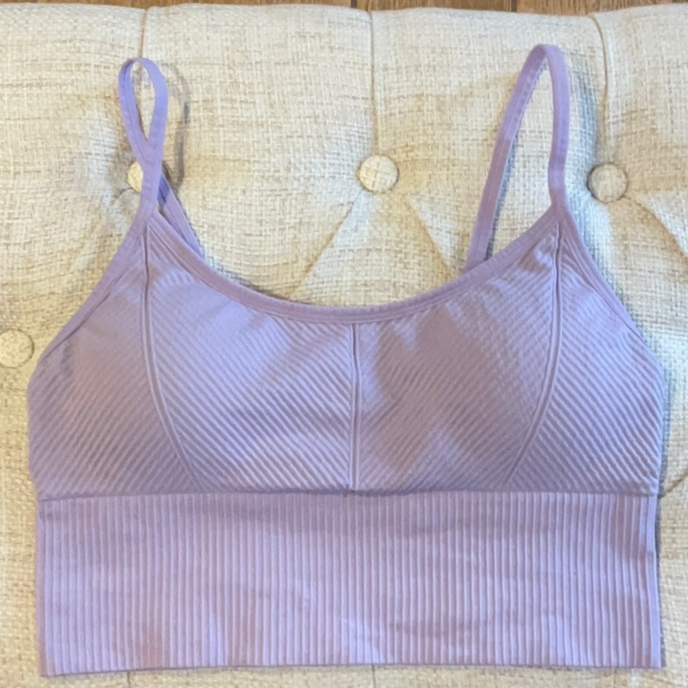 PINK Victoria's Secret Lavender Ribbed Sports Bra - Picture 2 of 5